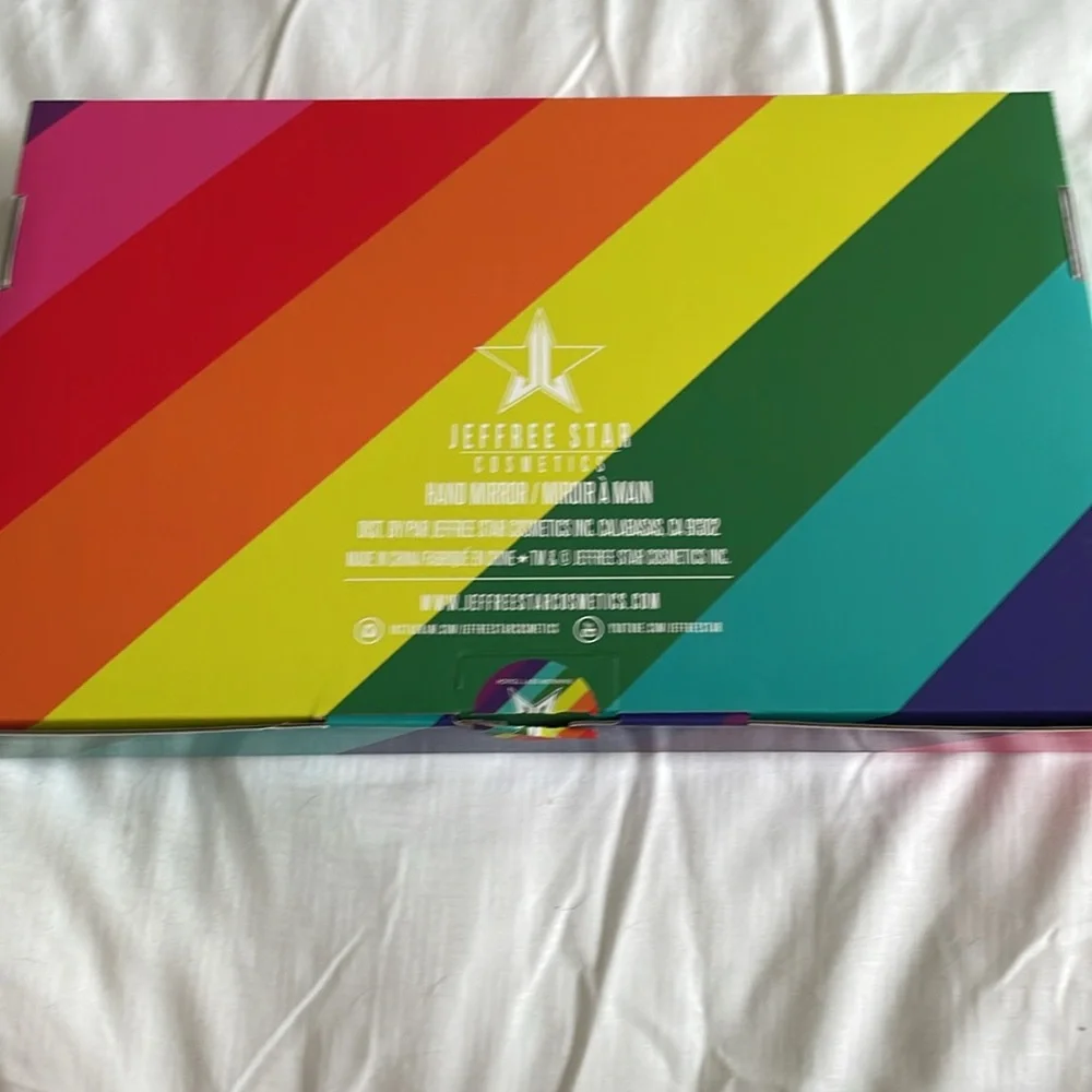 Jeffree Star mirror - rainbow soft touch